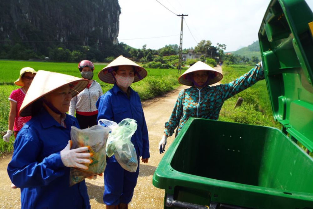 Hoà Bình: Cùng thu gom bao gói thuốc bảo vệ thực vật sau sử dụng