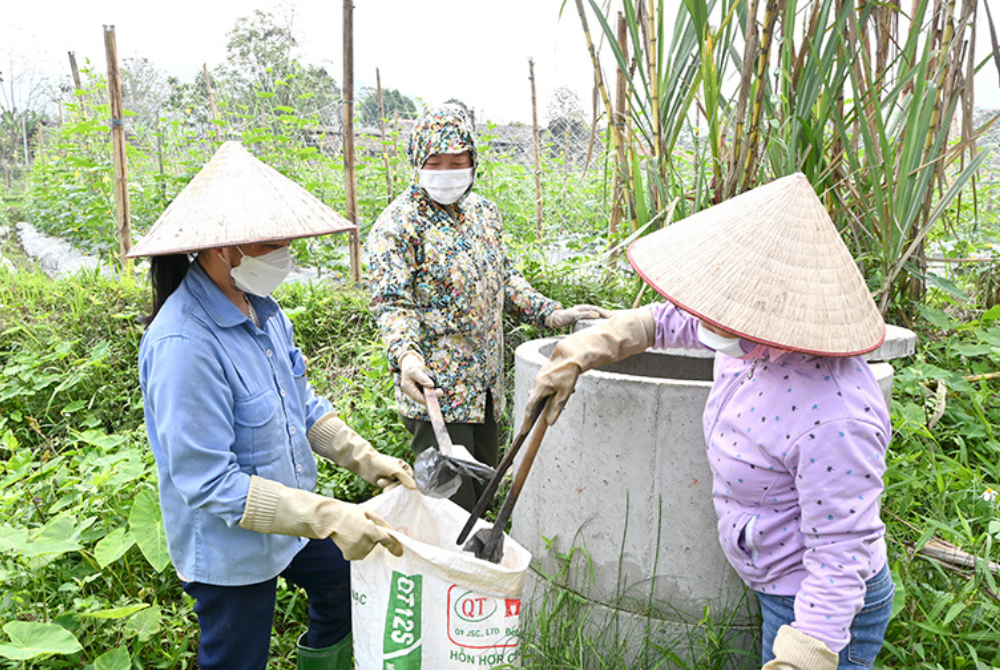 North Central Coast of Vietnam promotes the collection of pesticide packages used!