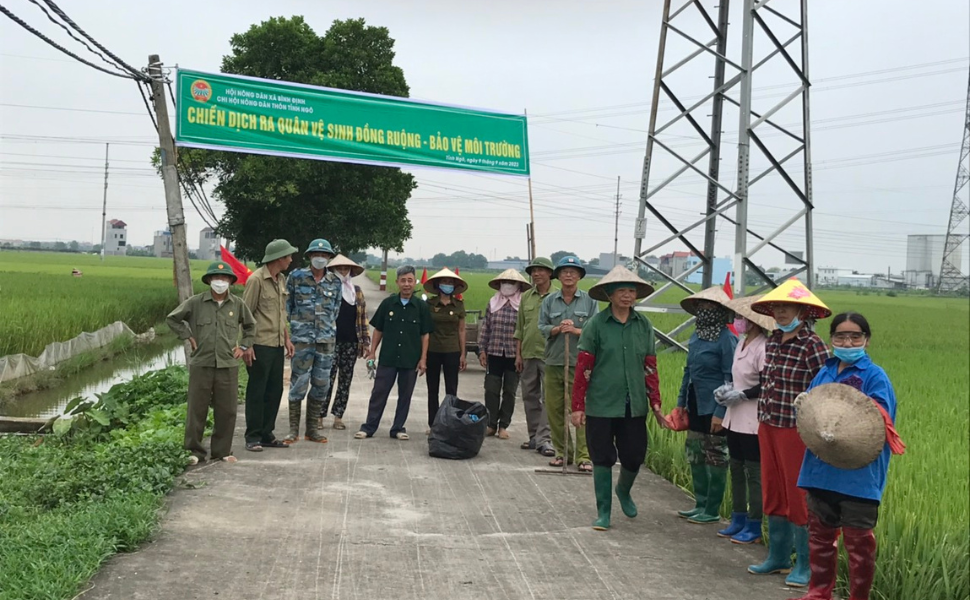 Bắc Ninh: HND xã Bình Định phát động ra quân vệ sinh đồng ruộng!