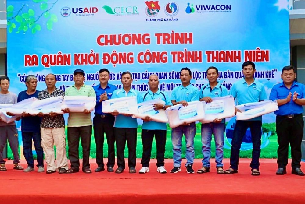 Tuổi trẻ Đà Nẵng ra quân nâng cao nhận thức bảo vệ môi trường cho cộng đồng!