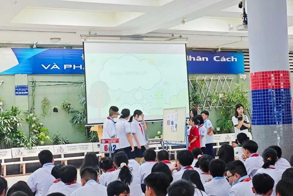 Workshop “Đưa Pin đúng nơi -  Em vui đến trường"