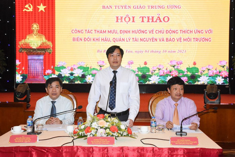 Hội thảo về công tác tham mưu, định hướng về chủ động thích ứng với biển đổi khí hậu, quản lý tài nguyên và bảo vệ môi trường