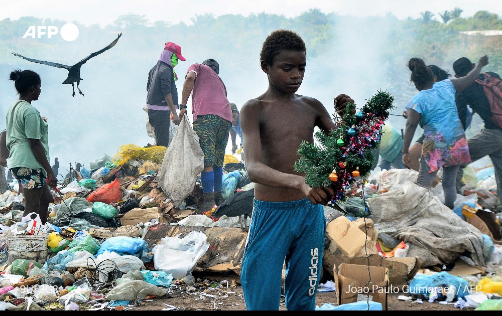 Câu chuyện cuối tuần | Phép màu Giáng sinh nơi bãi rác!