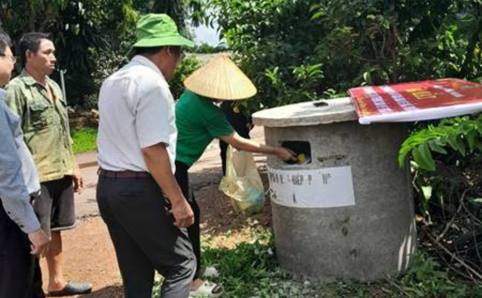 Đồng Xoài ra mắt mô hình thu gom vỏ chai bao bì thuốc bảo vệ thực vật!